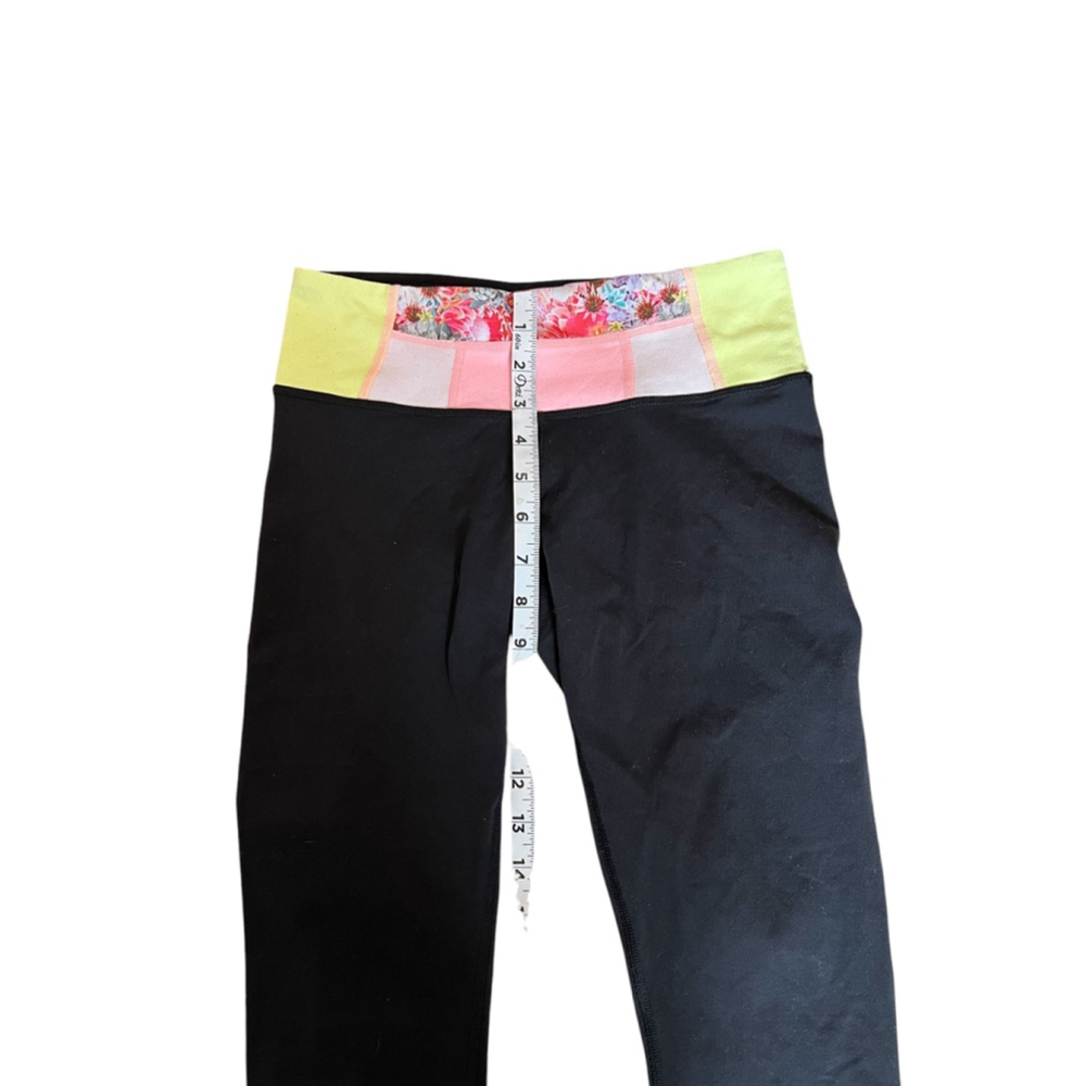 LULULEMON Black Patterned Top Cropped Reversible Athletic Workout Pant Capri XS - Picture 9 of 9